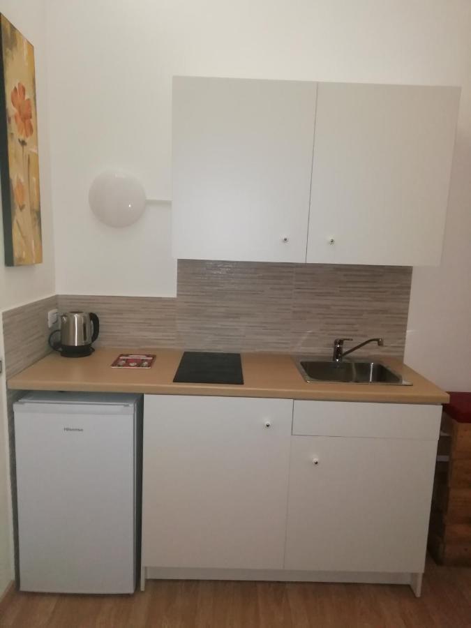Otto Di Denari Apartment Napoli Exterior foto
